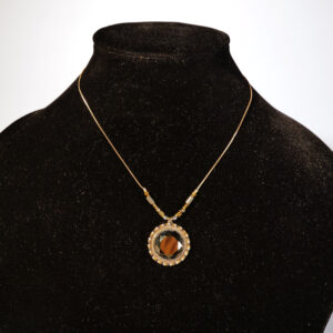Collier 8