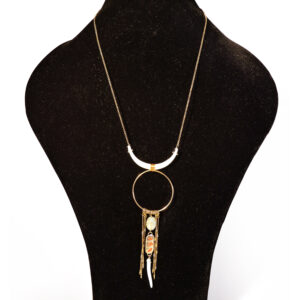 Collier 12