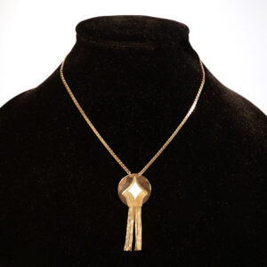 Collier 15