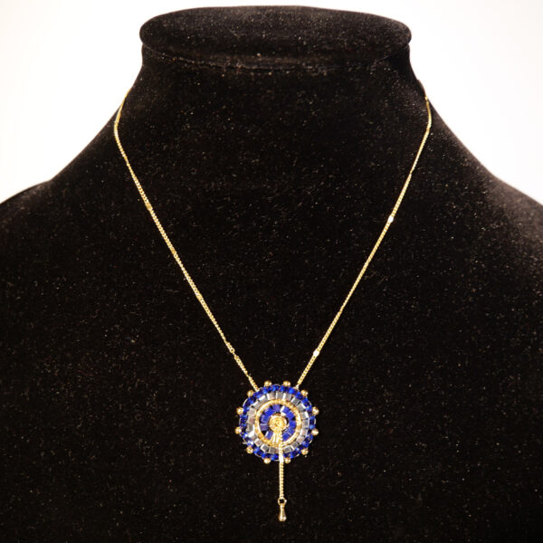 Collier 17
