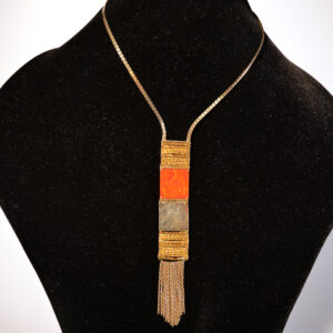Collier 22