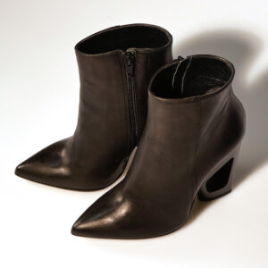 L'ESTROSA TM893 NAPPA NERO